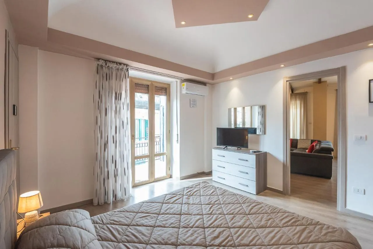 Accasatua Neapolitan Apartments Tatil Evi Napoli