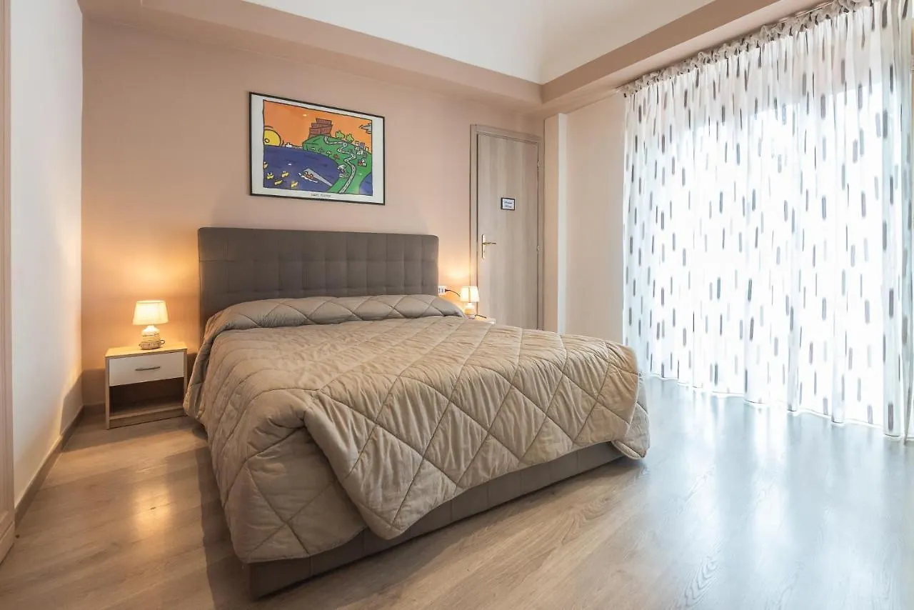 Holiday home Accasatua Neapolitan Apartments Italy