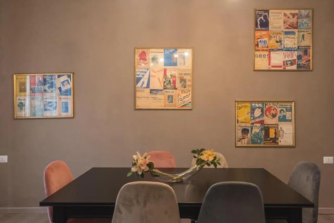 Holiday home Accasatua Neapolitan Apartments
